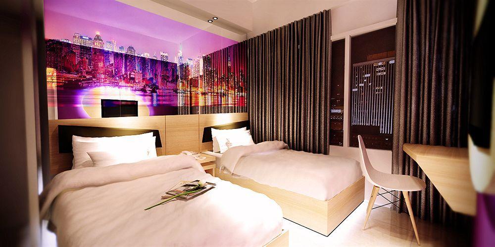 G Suites Hotel By Amithya Surabaya Eksteriør billede