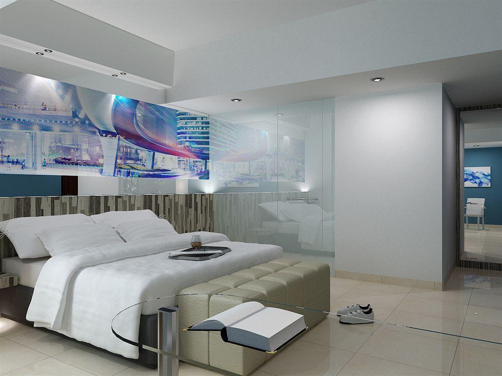 G Suites Hotel By Amithya Surabaya Eksteriør billede