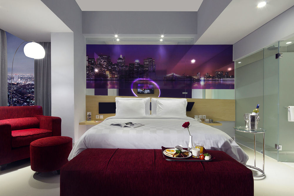 G Suites Hotel By Amithya Surabaya Eksteriør billede