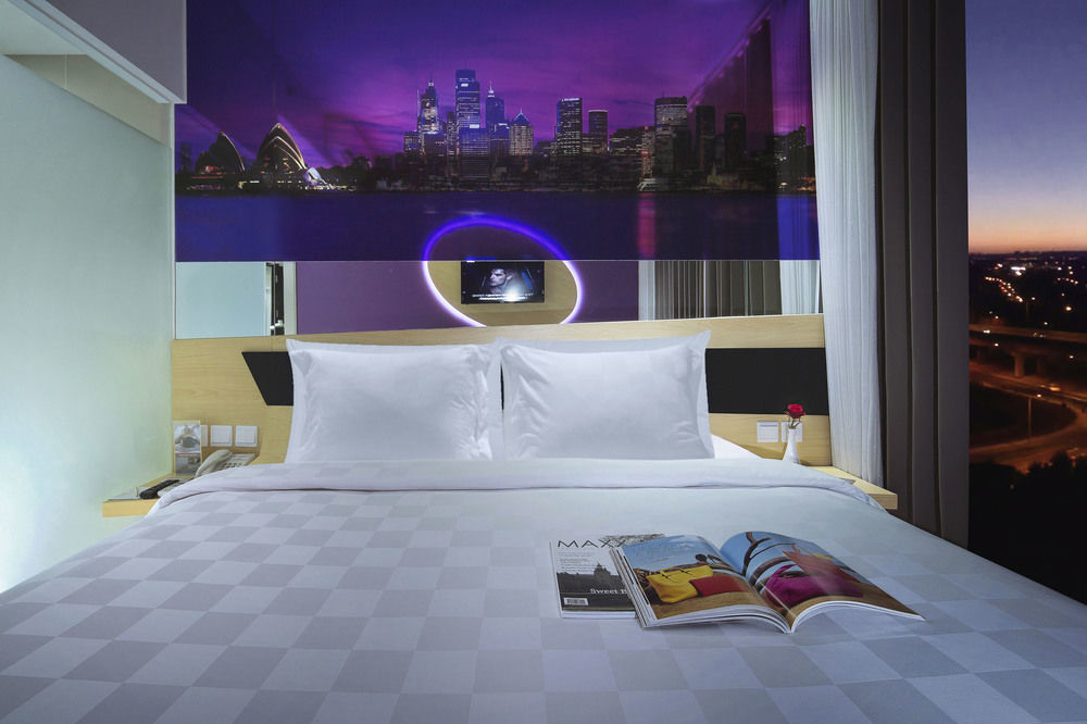 G Suites Hotel By Amithya Surabaya Eksteriør billede