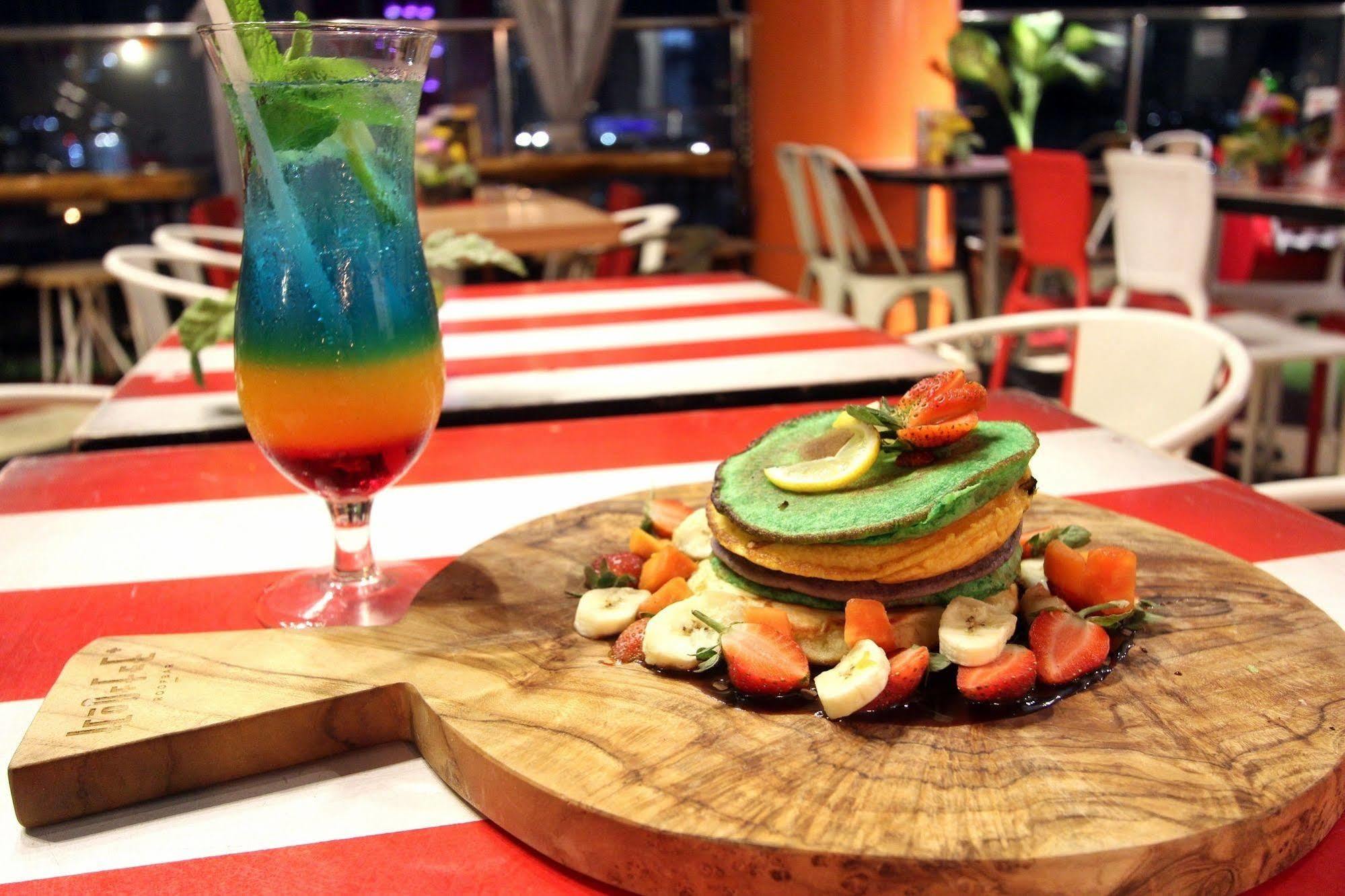G Suites Hotel By Amithya Surabaya Eksteriør billede